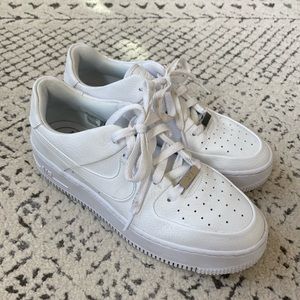 Nike Air Force One Sage Low